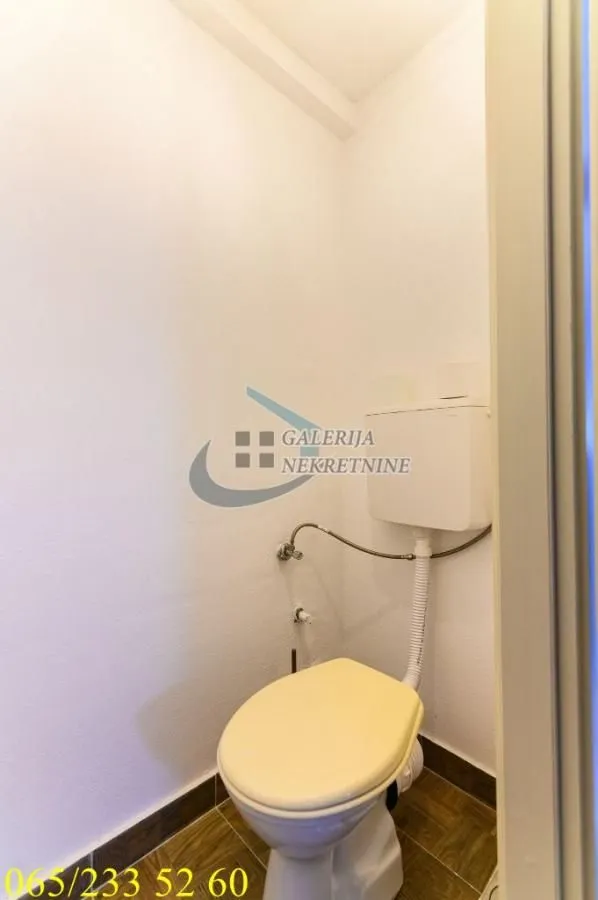 Prodaja, kuća, 300m², Dušanovac, Voždovac Sve Podlokacije