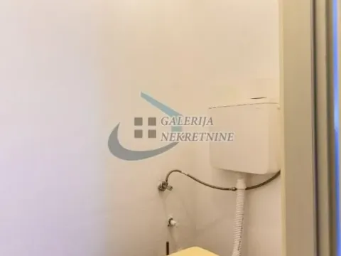 Prodaja, kuća, 300m², Dušanovac, Voždovac Sve Podlokacije - image 25