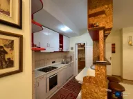 Izdavanje, dvosoban stan, 76m², Centar, Podgorica - image 5