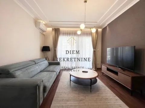 Izdavanje, jednosoban stan, 52m², Master Kvart, Podgorica - image 7