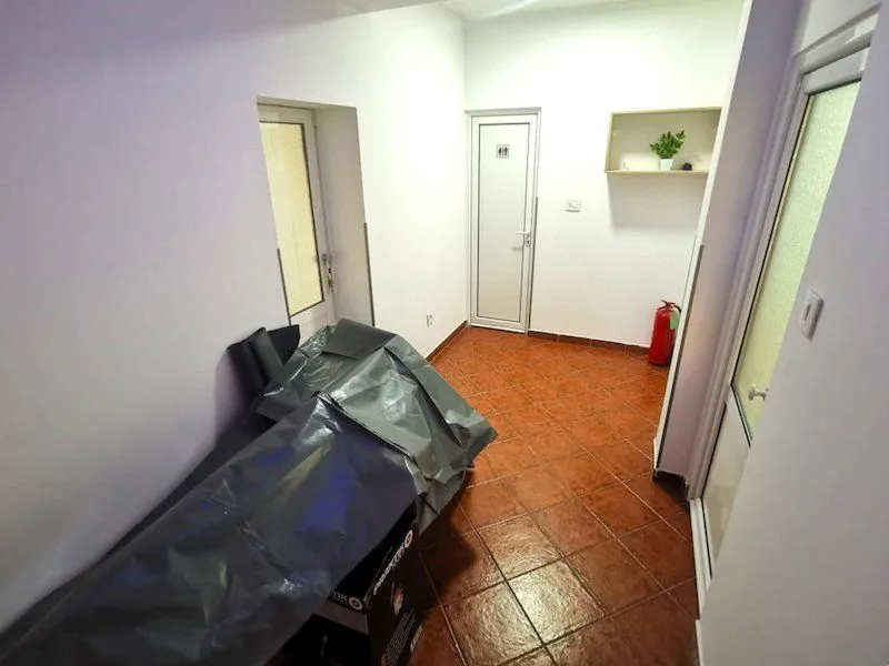 Rent, office space, 200m², Tološka šuma, Podgorica