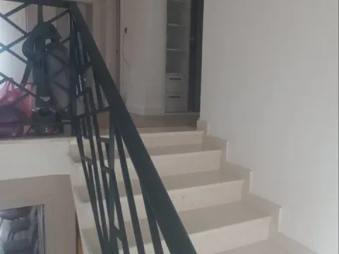 Izdavanje, kuća, 180m², Gornja Gorica, Podgorica - image 16