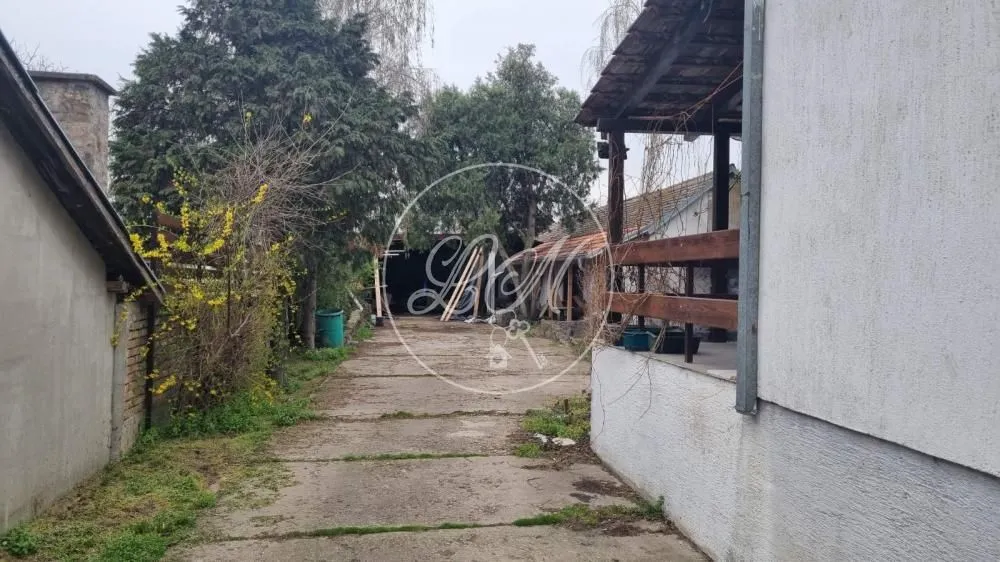 Rent, office space, 300m², Surčin, Beograd