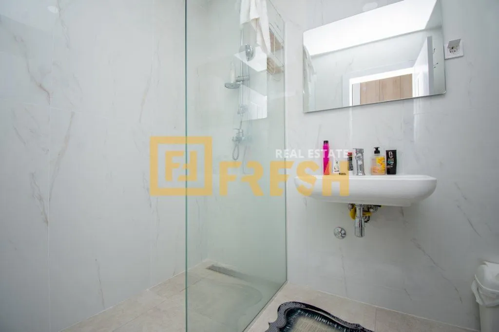 Prodaja, jednosoban stan, 57m², Bečići, Budva
