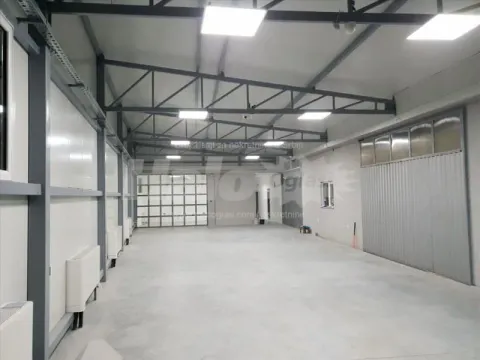 Rent, office space, 1000m², Krnjaca, Palilula Sve Podlokacije - image 5