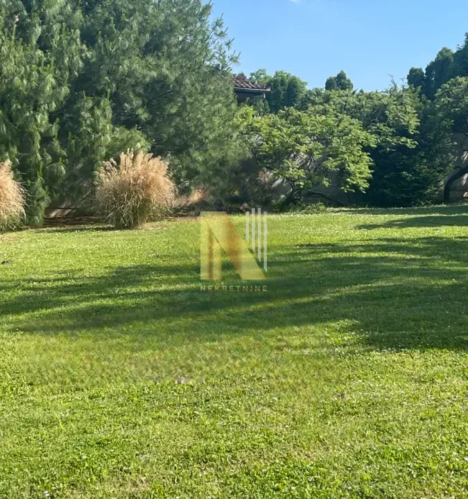 Prodaja, plac, 1000m², Petrovaradin, Novi Sad