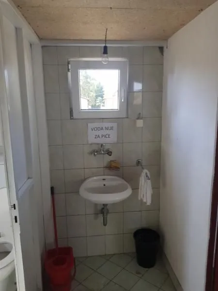 Rent, office space, 350m², Dobanovci, Surčin
