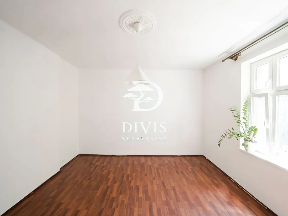 Prodaja, četvorosoban stan, 79m², Topličin venac, Beograd