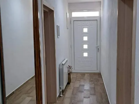 Izdavanje, kuća, 120m², Danilovgrad, Crna Gora - image 16