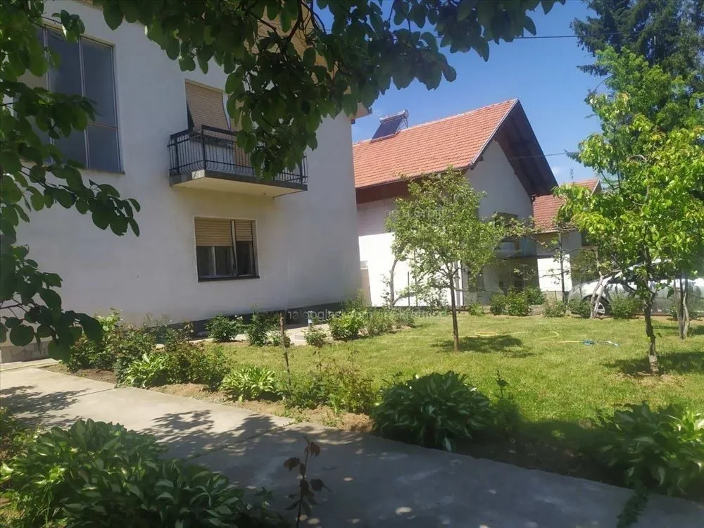 Prodaja, kuća, 180m², Surdulica, Srbija