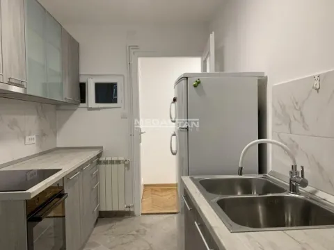 Rent, two bedroom apartment, 61m², Slavija, Vračar Sve Podlokacije - image 4