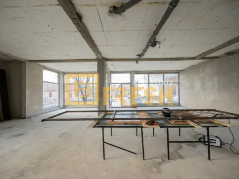 Sale, office space, 260m², Cetinje, Crna Gora - image 7