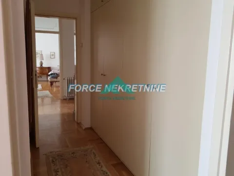 Sale, three bedroom apartment, 85m², Kalenić Pijaca, Vračar Sve Podlokacije - image 11