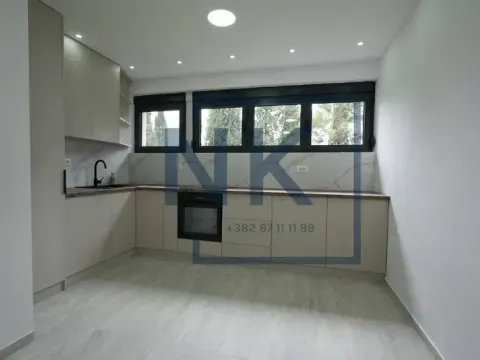 Rent, office space, 95m², Centar, Podgorica - image 5