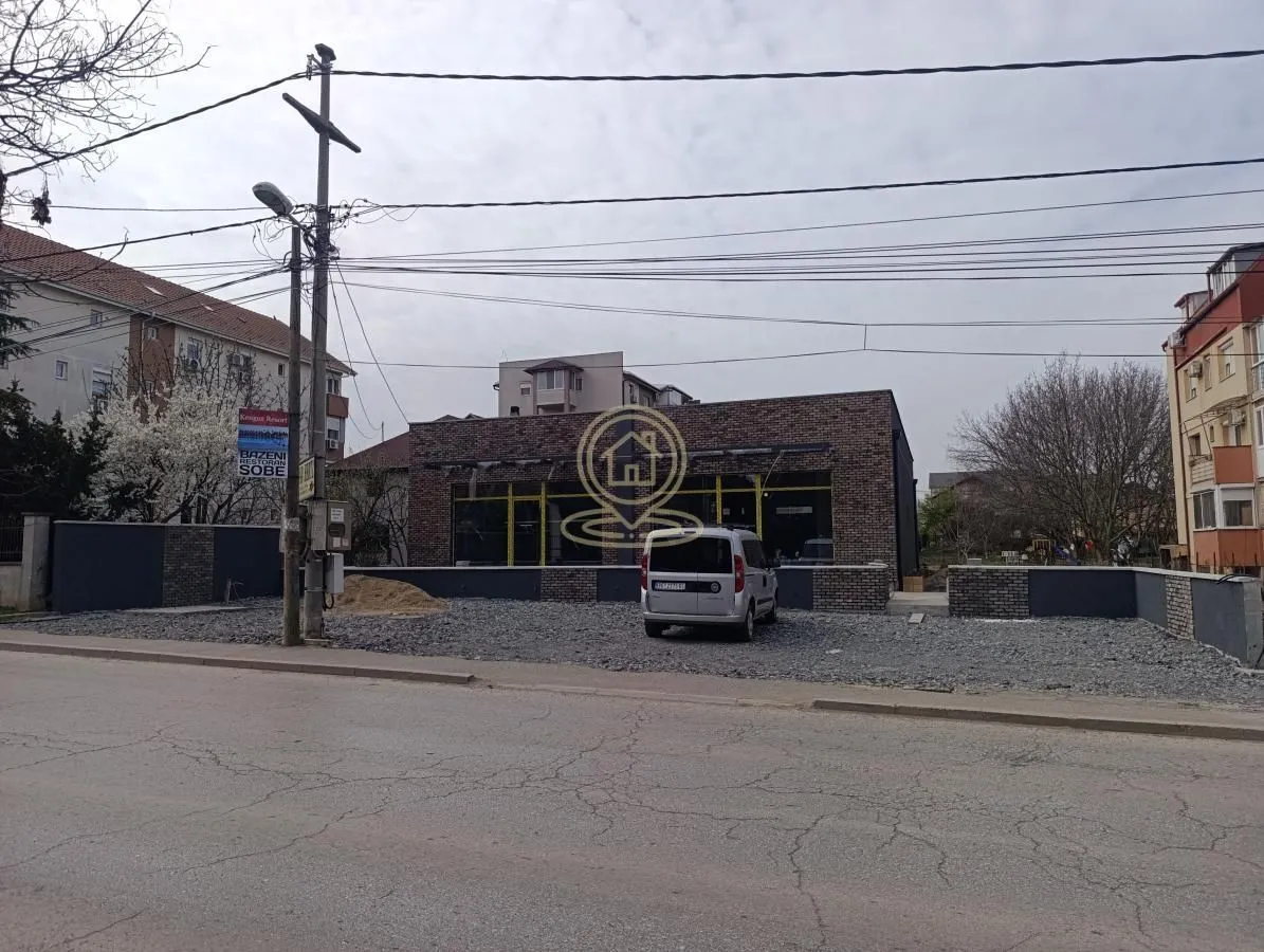 Rent, office space, 290m², Altina, Beograd