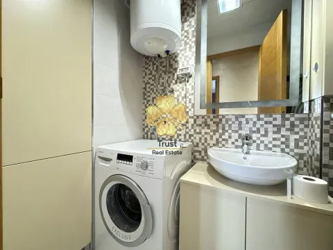 Izdavanje, dvosoban stan, 70m², City Kvart, Podgorica - image 10