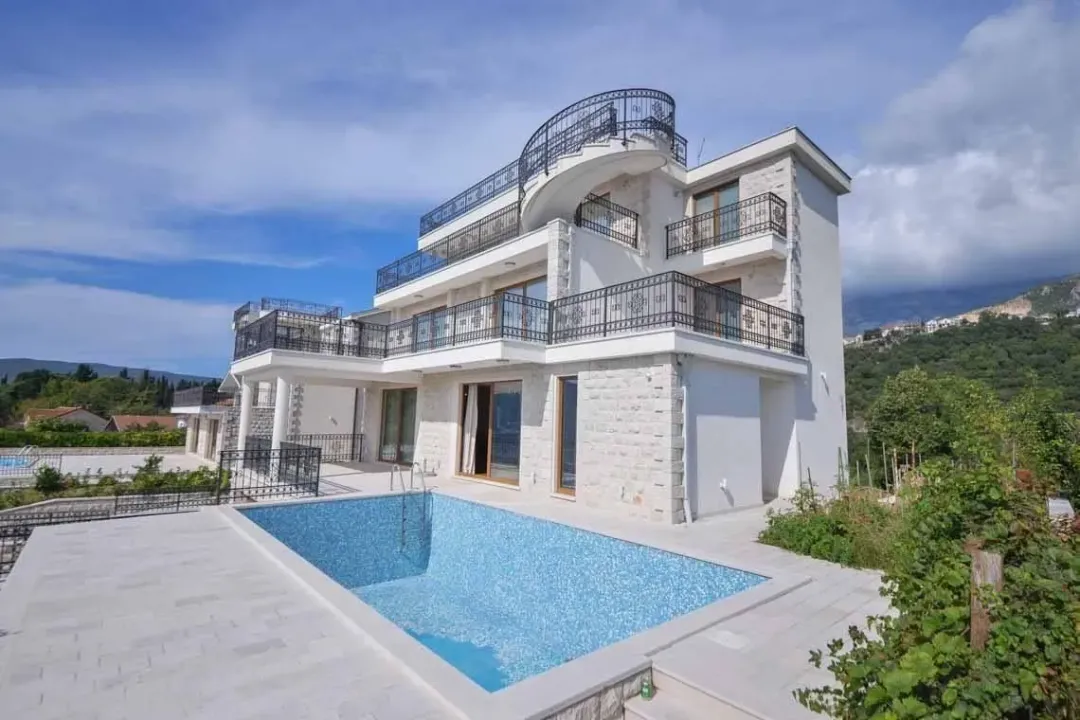 Sale, house, 584m², Herceg Novi, Crna Gora