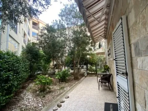 Sale, one bedroom apartment, 36m², Petrovac, Budva - image 3