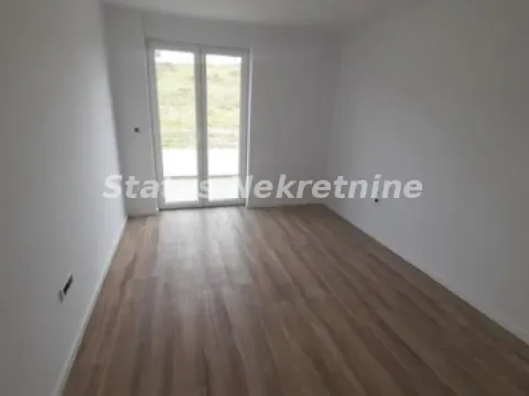 Prodaja, četvorosoban stan, 116m², Petrovaradin, Novi Sad - image 2