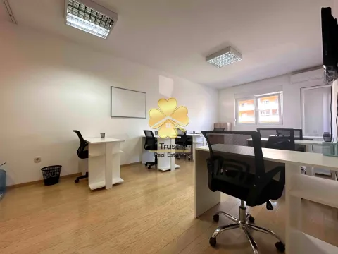 Izdavanje, poslovni prostor, 75m2, City Kvart, Podgorica Izdavanje, poslovni prostor, 75m2, City Kvart, Podgorica