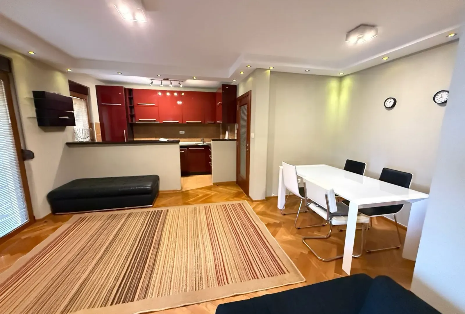 Rent, three bedroom apartment, 70m², Podkošljun, Budva