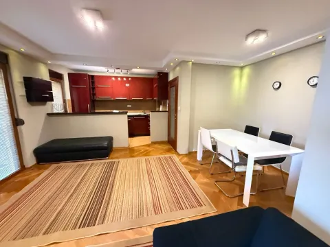 Rent, three bedroom apartment, 70m², Podkošljun, Budva - image 2