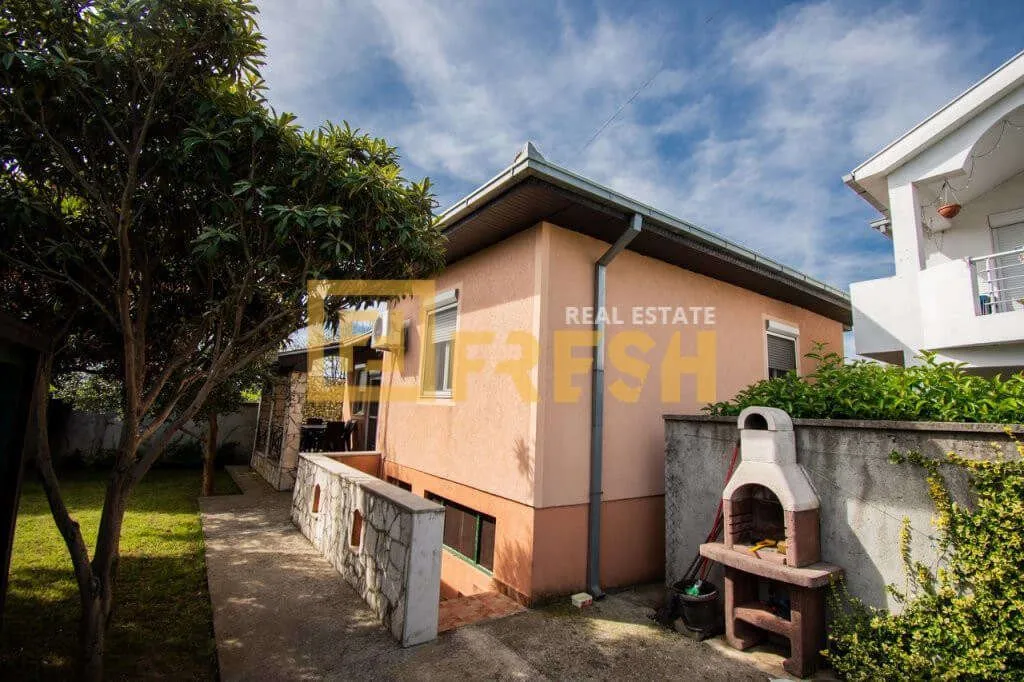 Prodaja, kuća, 95m², Donja Gorica, Podgorica