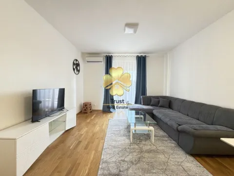 Izdavanje, jednosoban stan, 57m², Ljubović, Podgorica - image 1