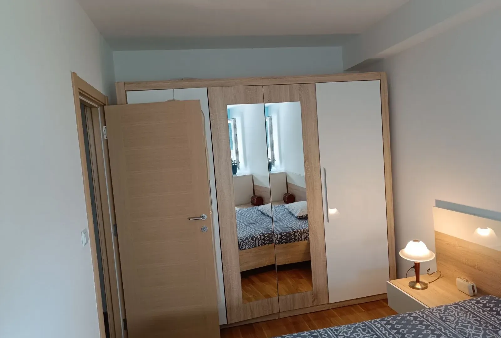 Prodaja, dvosoban stan, 81m², Tivat, Crna Gora