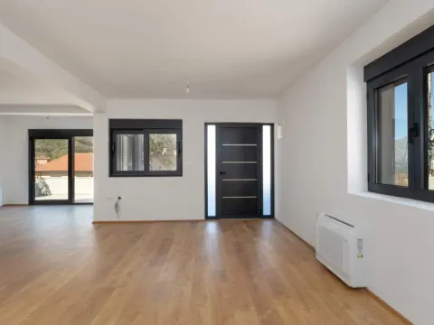 Prodaja, kuća, 160m², Škaljari, Kotor - image 20