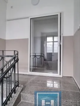 Rent, office space, 200m², Vranje, Srbija - image 2