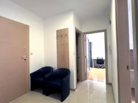 Rent, office space, 75m², City Kvart, Podgorica - image 11