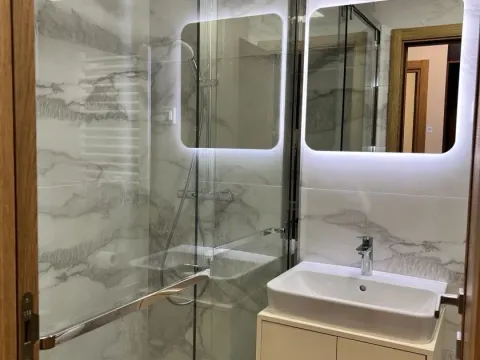 Izdavanje, jednosoban stan, 45m², City Kvart, Podgorica - image 9