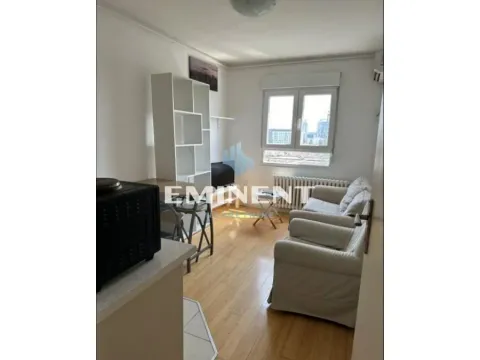 Izdavanje, stan, 34m², Novi Beograd Blok 64, Novi Beograd Sve Podlokacije - image 1