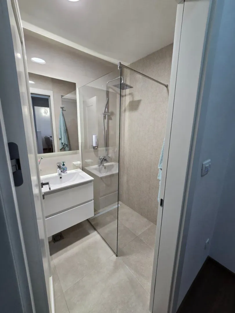Izdavanje, jednosoban stan, 52m², Master Kvart, Podgorica