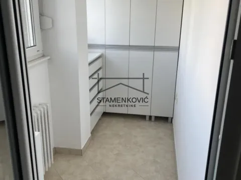Izdavanje, četvorosoban stan, 80m², Liman 1, Novi Sad Sve Podlokacije - image 11