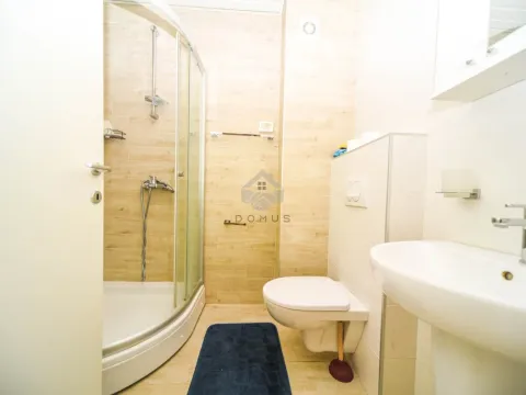 Rent, one bedroom apartment, 45m², City Kej, Podgorica - image 9