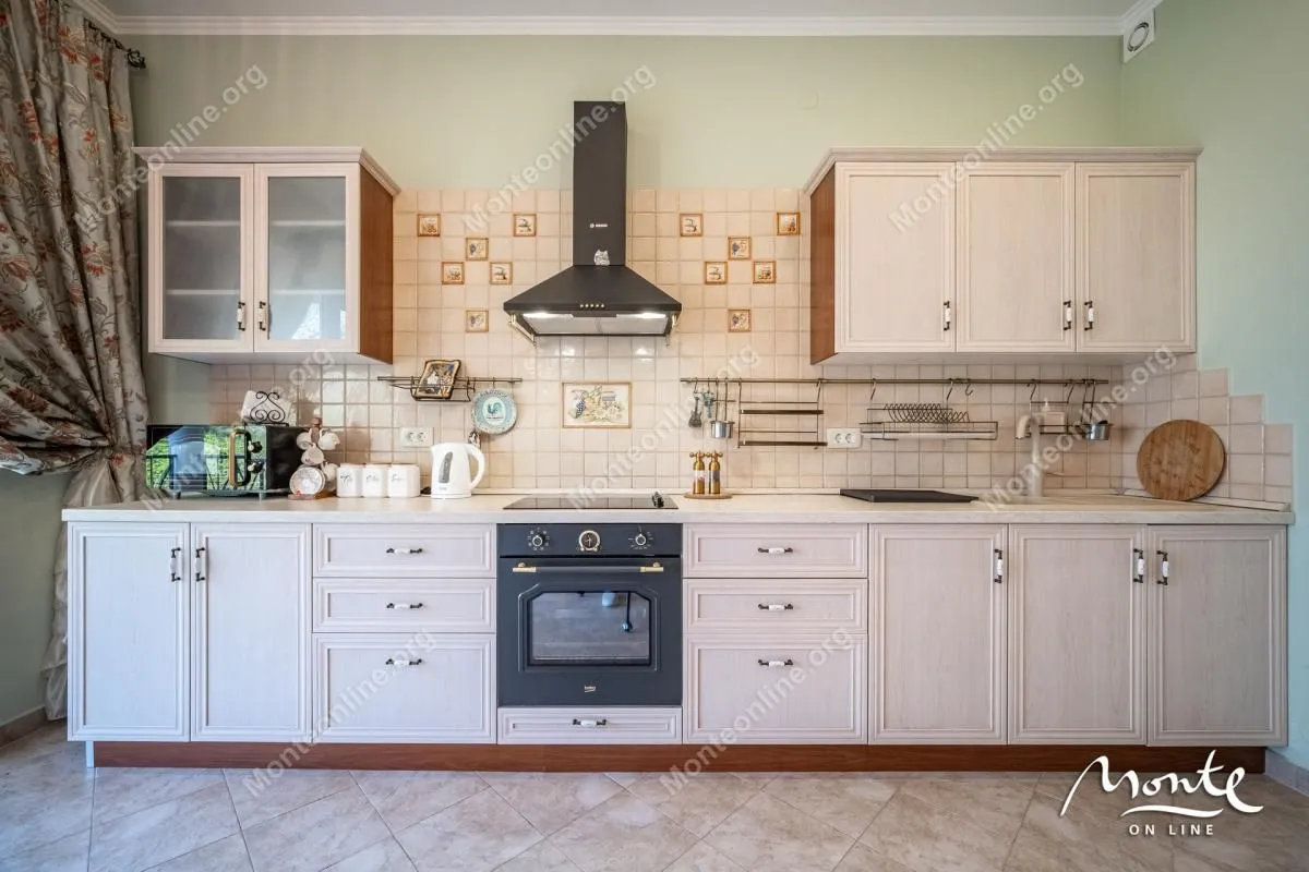 Prodaja, jednosoban stan, 63m², Orahovac, Kotor