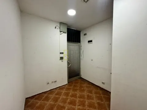 Poslovni prostor in Pobrežje