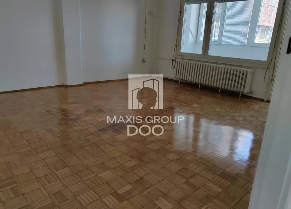 Prodaja, trosoban stan, 59m², Aerodrom, Palilula Sve Podlokacije