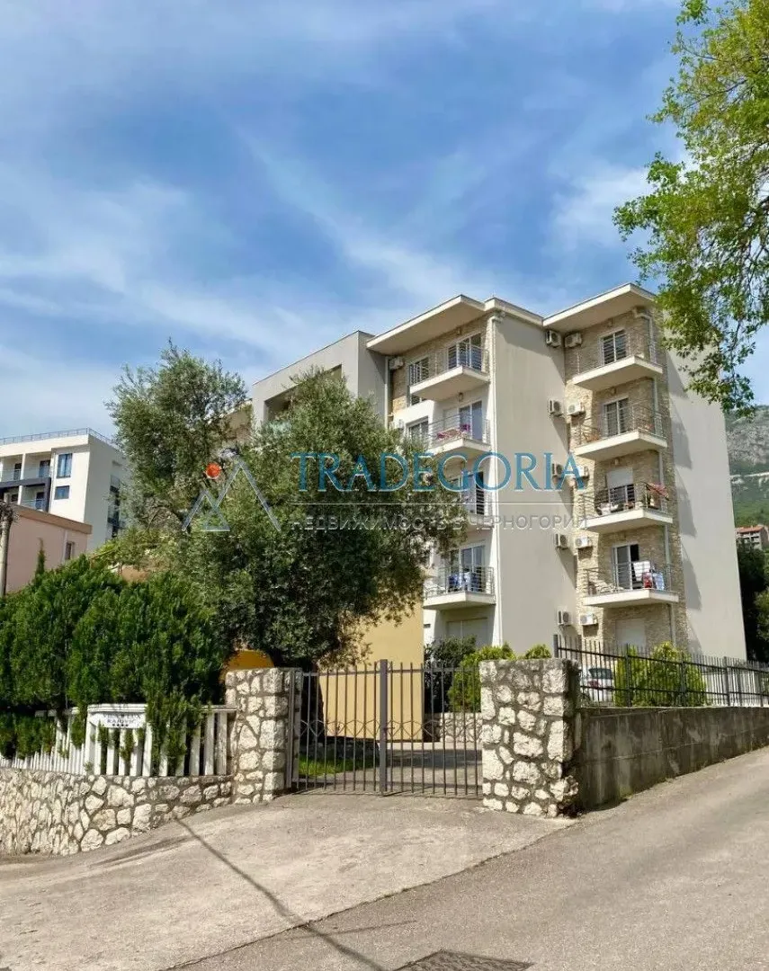 Prodaja, dvosoban stan, 98m², Bečići, Budva