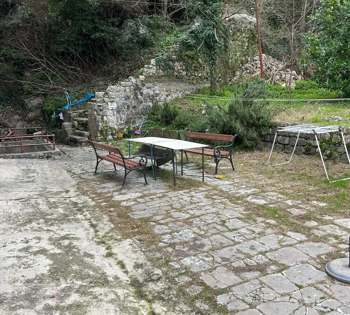 Sale, one bedroom apartment, 42m², Stari Grad Kotor, Kotor