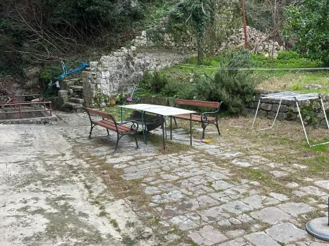 Prodaja, jednosoban stan, 42m², Stari Grad Kotor, Kotor - image 20