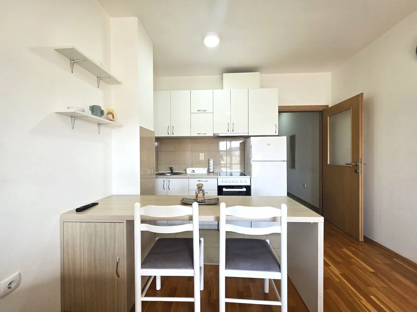 Rent, studio apartment, 30m², Ljubović, Podgorica