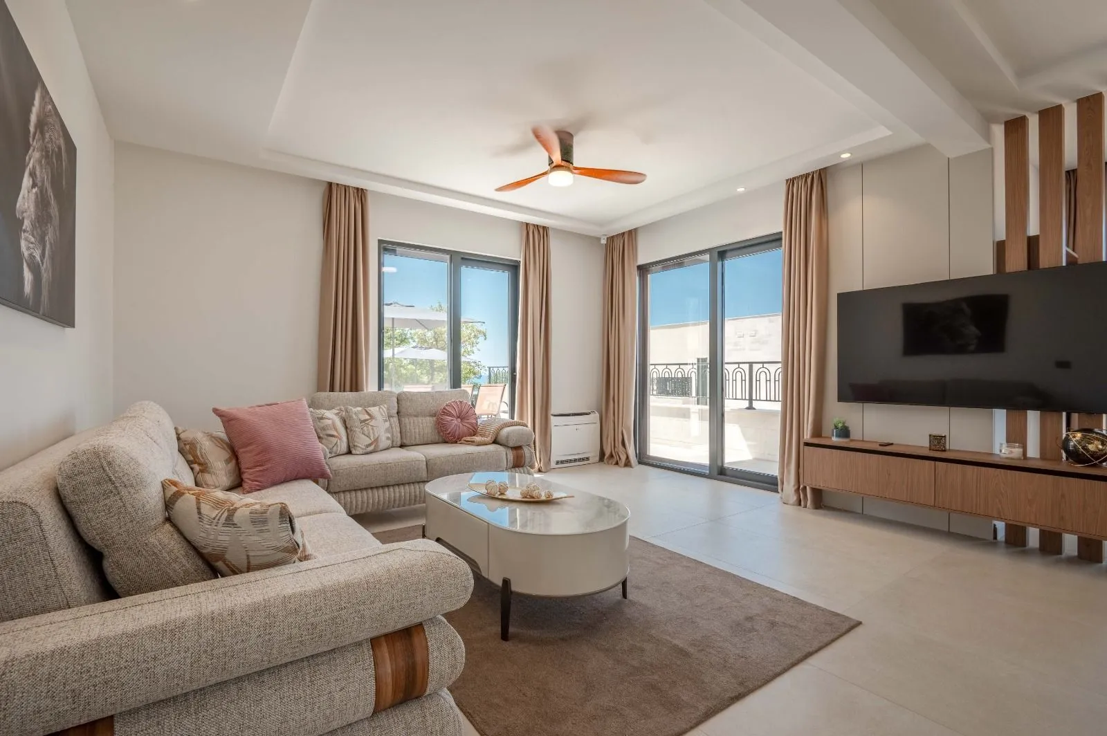 Prodaja, kuća, 318m², Reževići, Budva