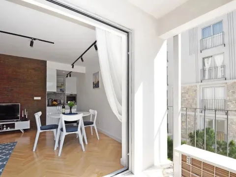 Prodaja, jednosoban stan, 52m², Dobrota, Kotor - image 13