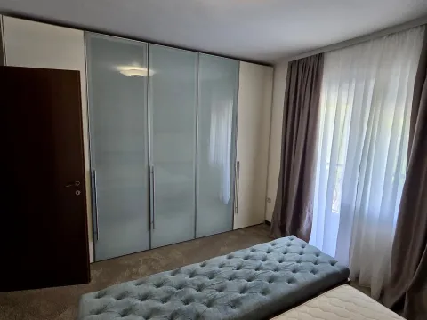 Rent, three bedroom apartment, 185m², Gorica C, Podgorica - image 8