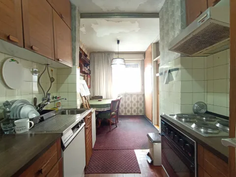 Prodaja, dvosoban stan, 75m², Centar, Podgorica - image 11