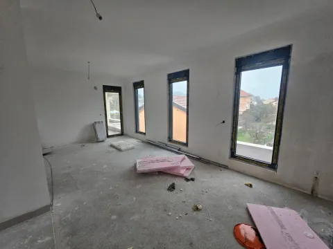 Sale, one bedroom apartment, 51m², Radanovići, Kotor - image 2