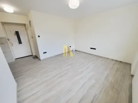 Prodaja, garsonjera, 26m², Centar, Novi Sad - image 2